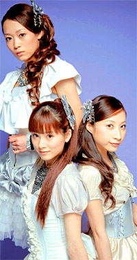 Progressive Shanghai WHENEVER
Promo image taken at the Progressive shoot; used on Shanghai WHENEVER interview. http://forum.canta-per-me.net/viewtopic.php?f=5&t=1404
Keywords: Kalafina Keiko Wakana Hikaru