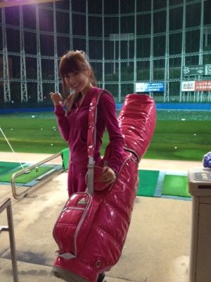 Kalafina Blog 2012.10.23
Keiko golfing ^^
Keywords: kalafina blog 2012 2012.10.23 keiko golfing pink
