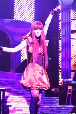 Keiko
Kalafina Red Moon Live 2010
from gamez.itmedia Red Moon Concert Interview
Keywords: keiko red moon 2010 live